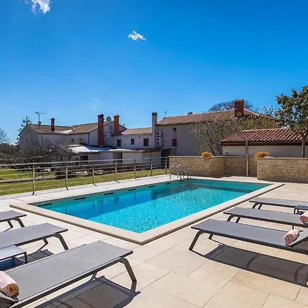 Vakantiehuis Bursic *