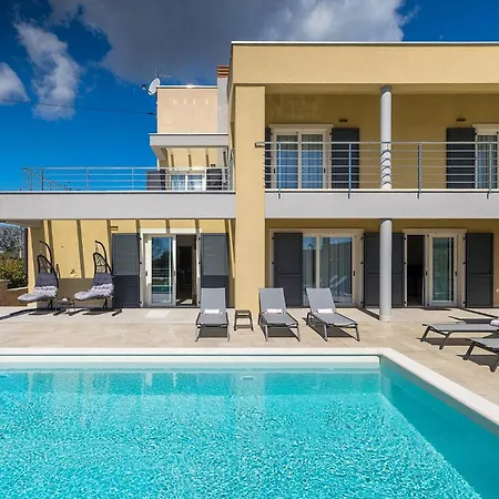 Holiday home Bursic Pula