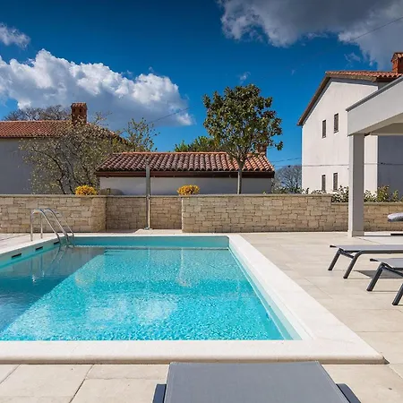 Bursic Holiday home *