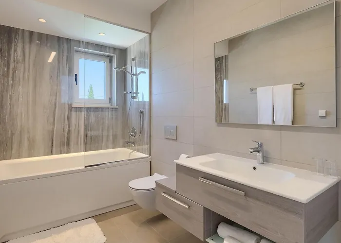 Holiday home Bursic *