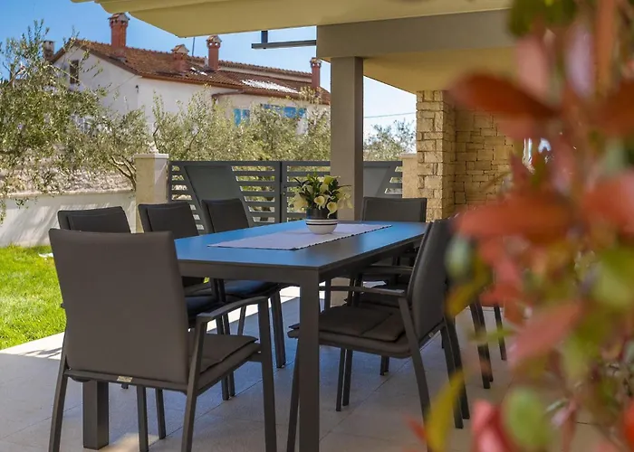 Holiday home Bursic *