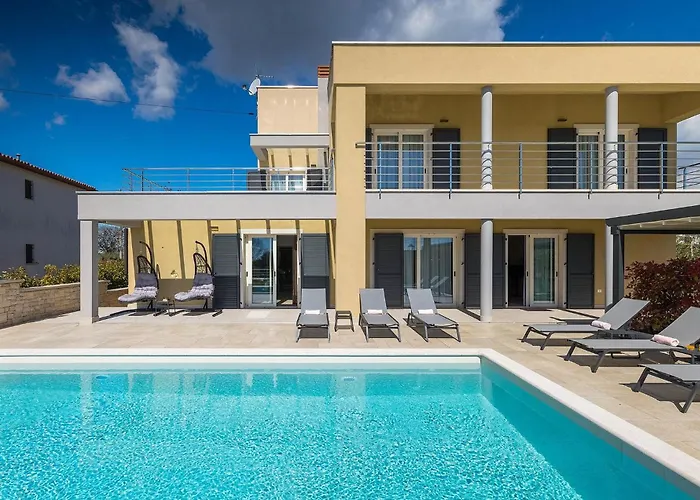 Holiday home Bursic Pula