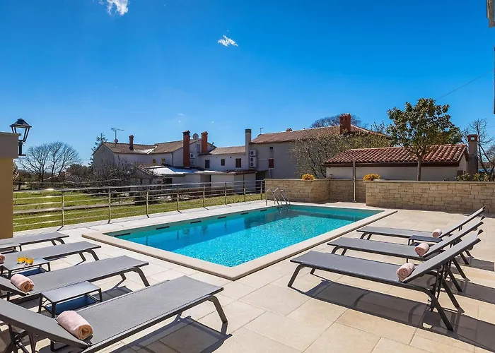 Holiday home Bursic *