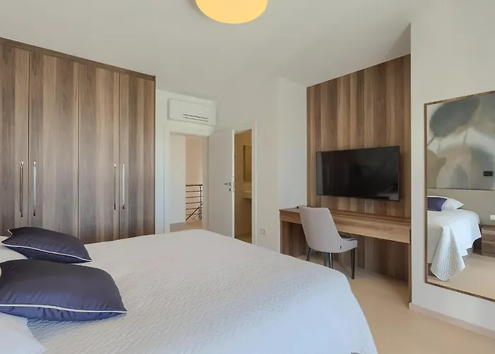 Bursic بيت للعطل