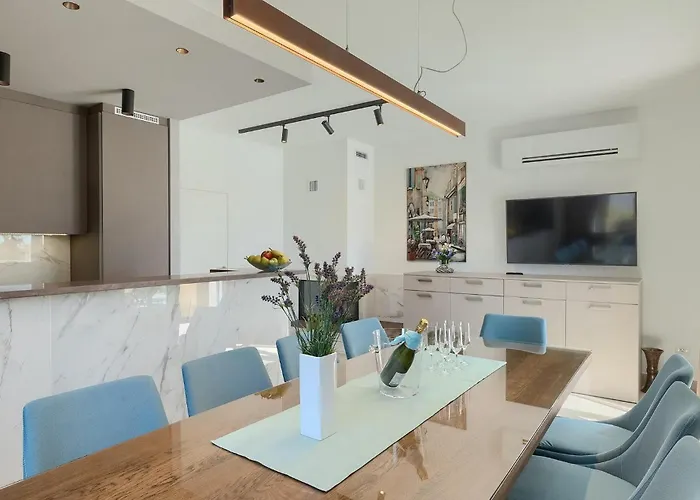 بيت للعطل Bursic *